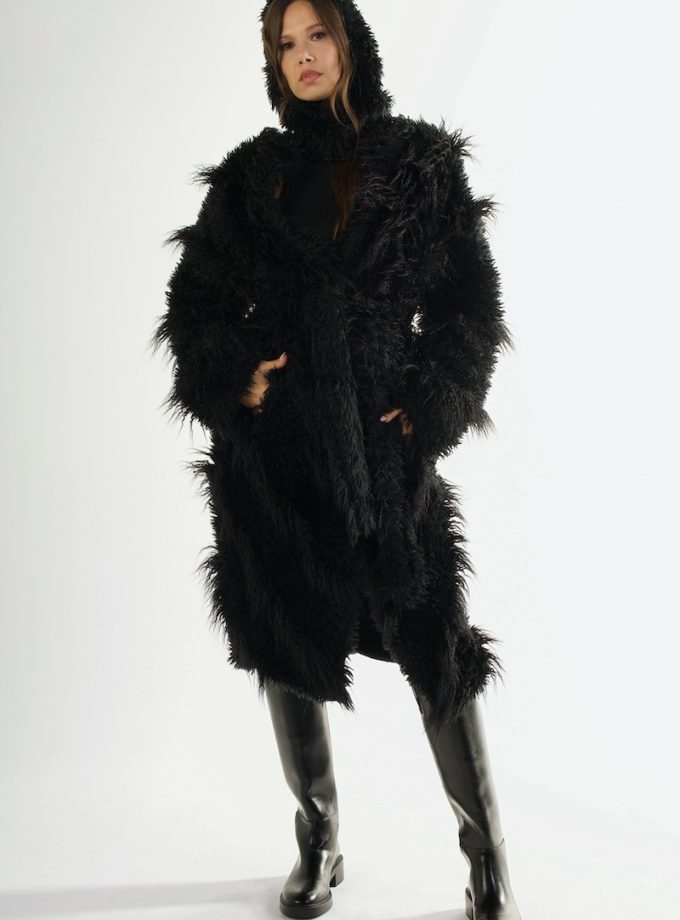 BLACK LLAMA faux fur coat