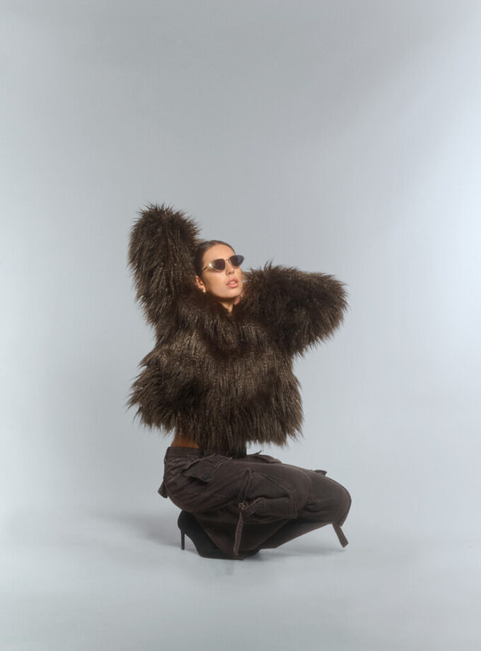 LIKE A DIVA 2.0 brown faux fur jacket