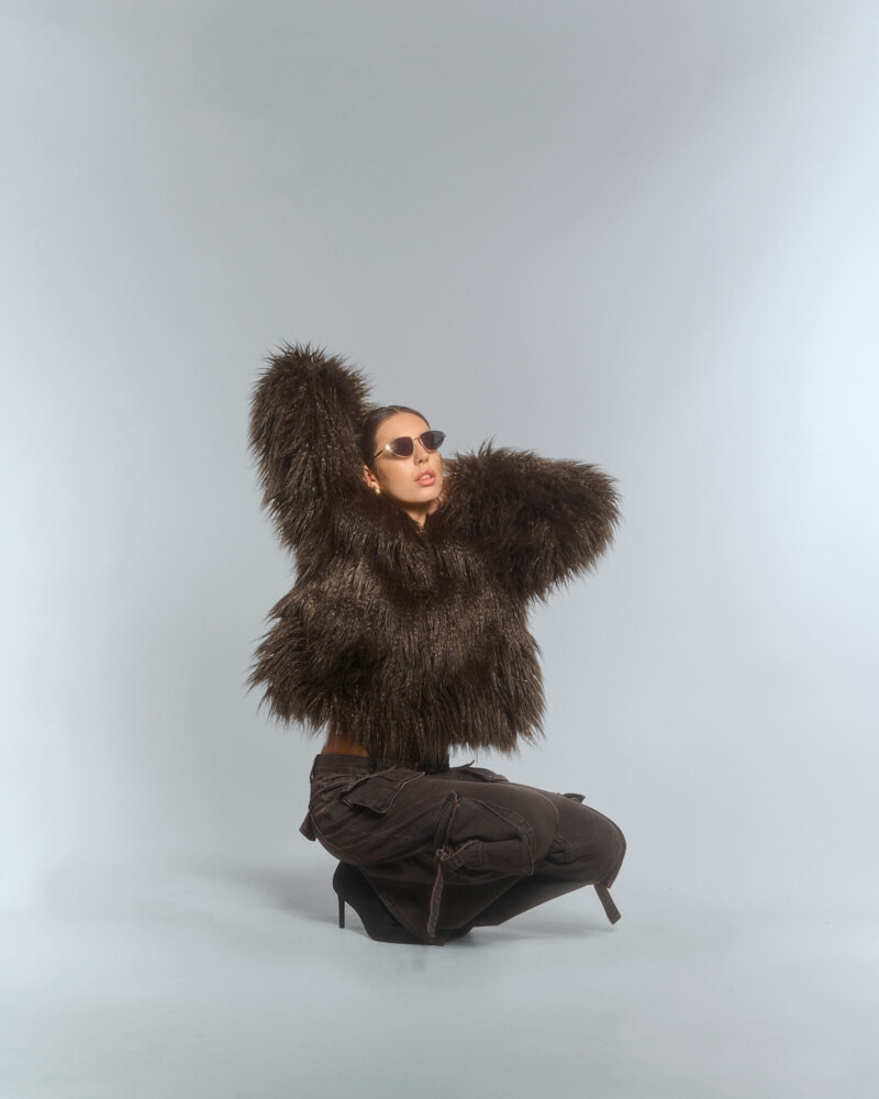 LIKE A DIVA 2.0 brown faux fur jacket