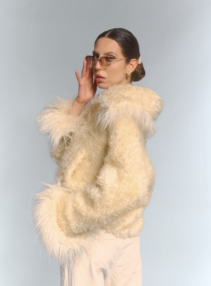 GODDESS cream faux fur jacket