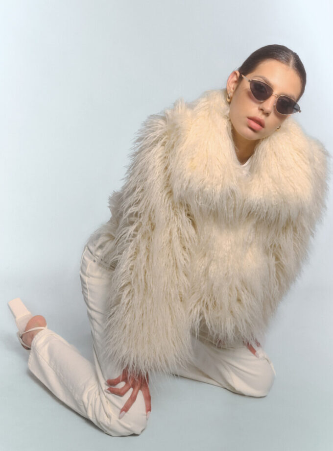 LIKE A DIVA 2.0 cream faux fur jacket